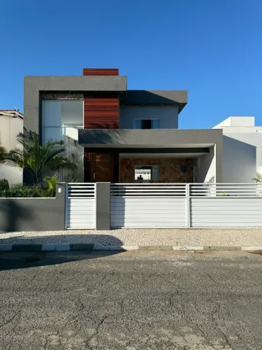 Casa Alto Padrão 4 Suítes Cond. com Acesso ao Rio e Praia de Jacuípe