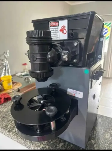 Máquina de fazer salgados