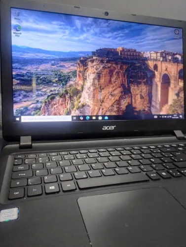 Notebook i3 sétima geração 8 gigas