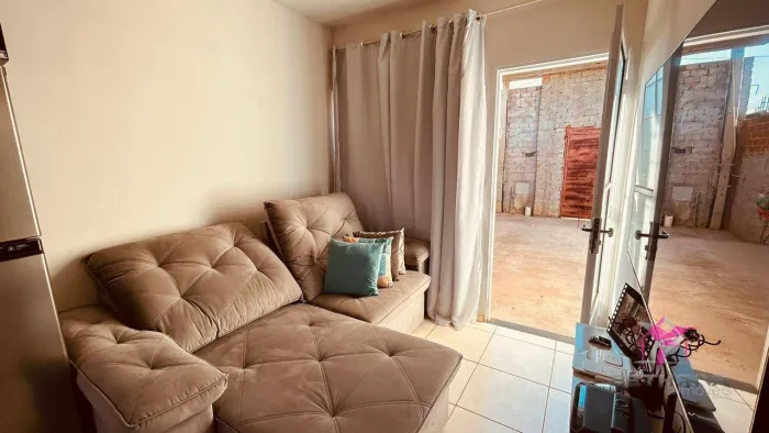Casa com 2 dormitórios à venda, 42 m² por R$ 160.000,00 - Jardim Angélica - Leme/SP