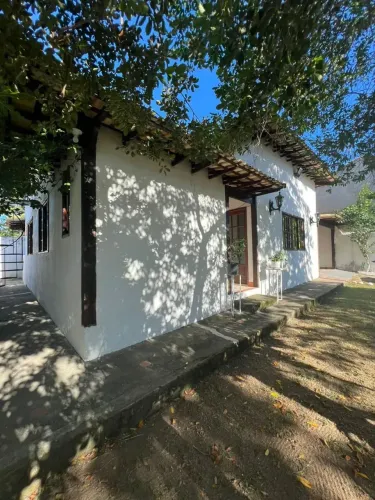 Imóvel para locação com 2 quartos em Outeiro - Araruama - RJ