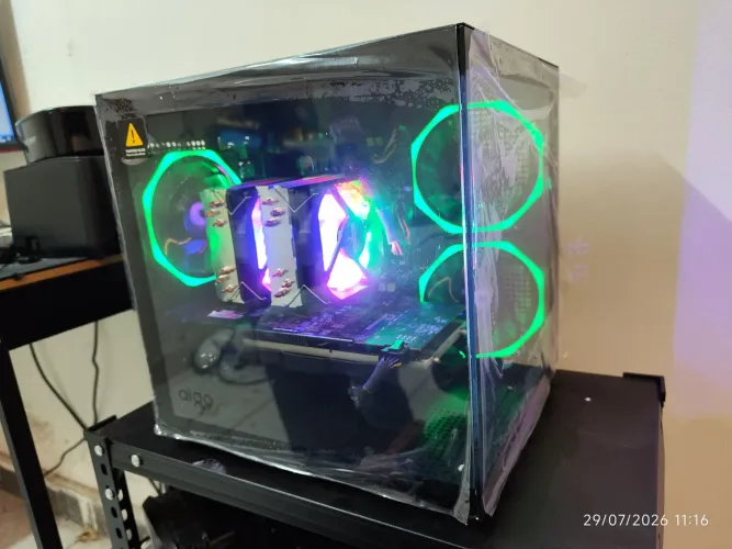 PC Gamer xeon com 32GB ram Rx580 8GB