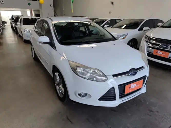 Ford Focus 1.6 S/se/se Plus Flex 8v/16v 5P 2015