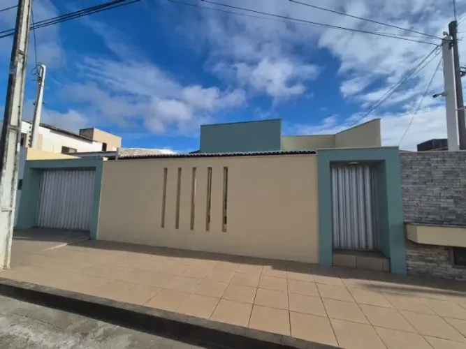 Casa para Venda, Natal / RN, bairro Pitimbu, 3 dormitórios, sendo 1 suíte, 2 banheiros, 4