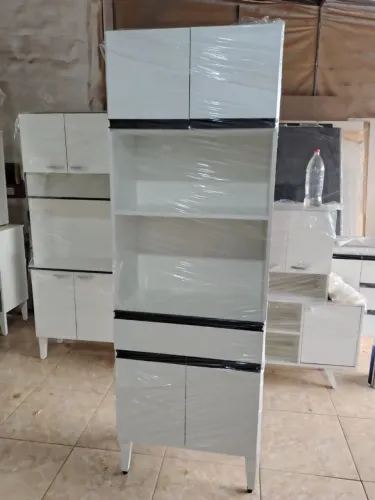 Armário de cozinha em MDF