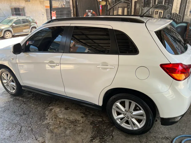 Mitsubishi ASX 2.0 16V 160cv Aut. 2013