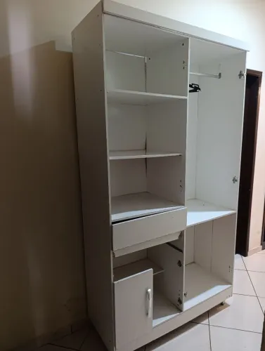 Doação guarda roupa