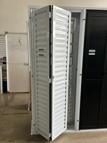 PORTA CAMARÃO 210X70 E 210X80 ALUMÍNIO BRANCO LINHA 25