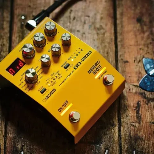 Boss OD-200 Hybrid Drive