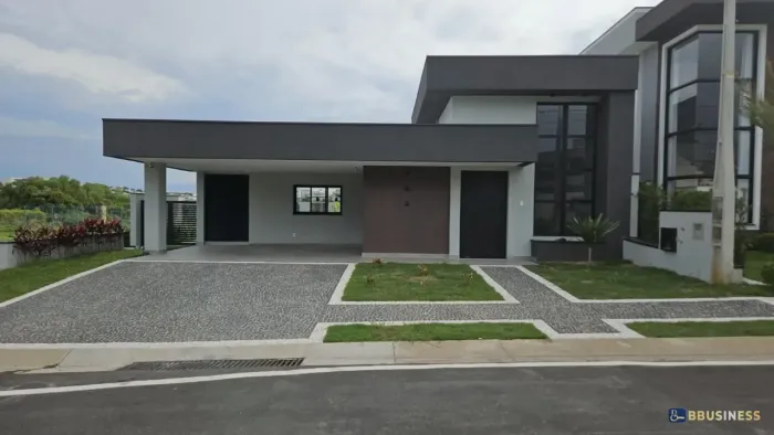 Casa Térrea de Alto Padrão à Venda em Condomínio Vista Permanente e Tecnologia Integrada