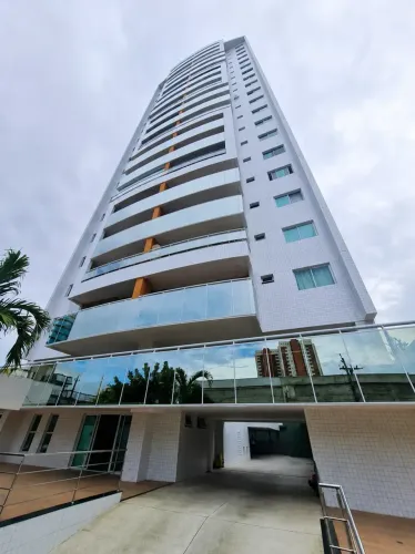 Apartamento para aluguel possui 107 metros quadrados com 3 quartos em Cocó - Fortaleza - C