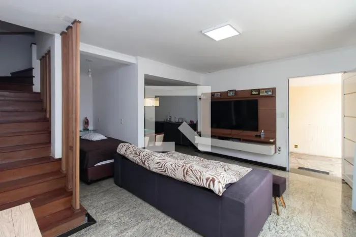 Casa à Venda - Horto Florestal, 5 Quartos, 300 m2