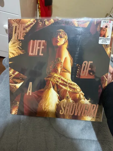 Vinil Taylor Swift target the life of a showgirl