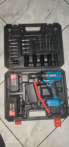 Maquina de tirar parafusos de pneumática