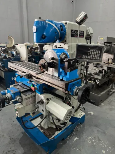 Fresadora universal Clark FU Milling 2