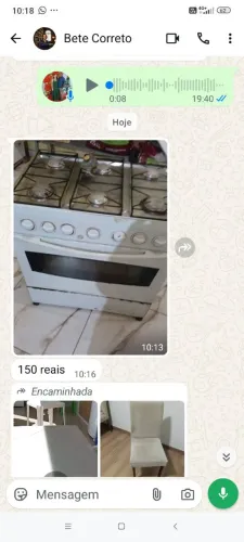 Estou vendendo uma mesa com tampo de vidro, um fogão, uma geladeira. Preço de