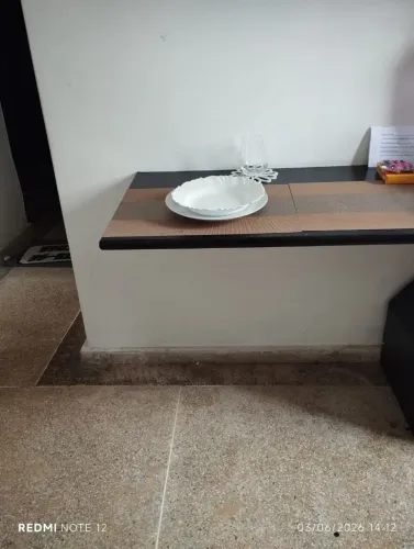 Mesa articulada de parede