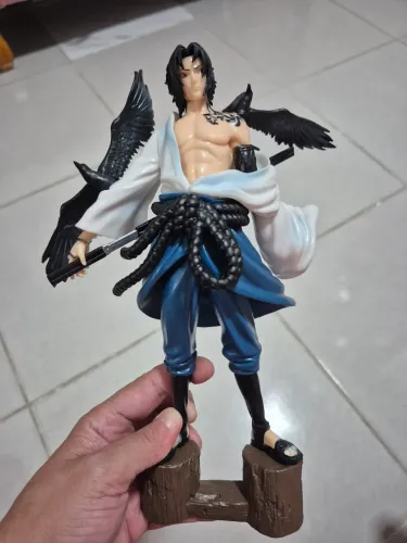 Figura colecionável de Naruto/Sasuke Uchiha