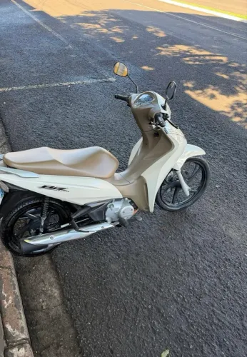 Vende se biz semi nova
