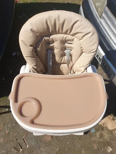 Cadeirinha de refeições 