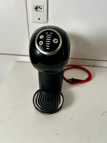 CAFETEIRA DOLCE GUSTO MULTIBEBIDAS - SEMINOVA! ?