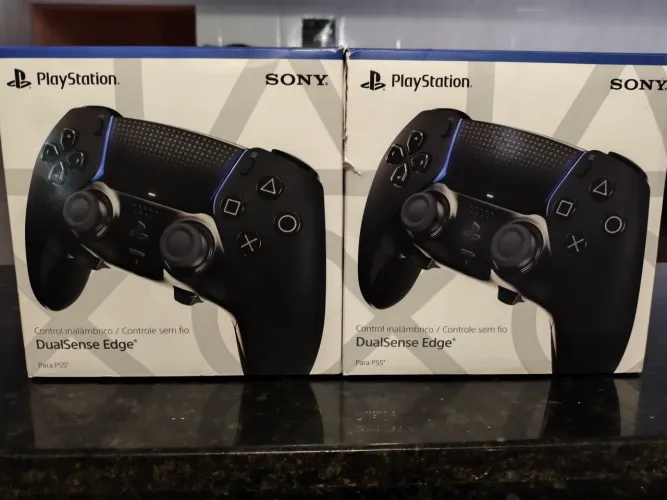 Vendo controle Edge Ps5, Semi novo.