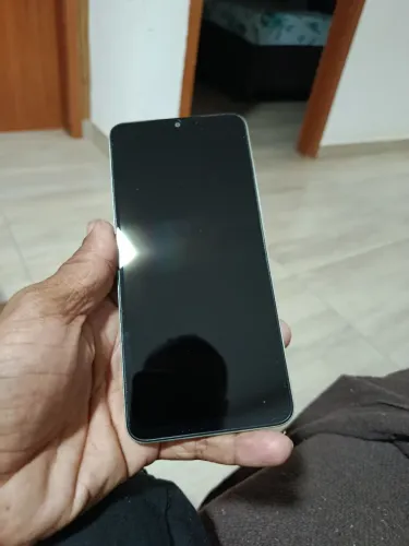 Redmi 13c no precinho com meses de uso