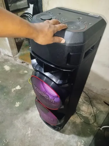 Caixa LG XBOOM