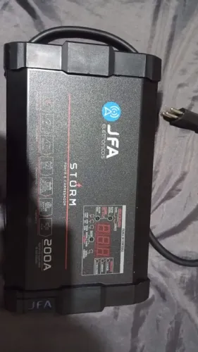 Fonte jfa 200 amperes