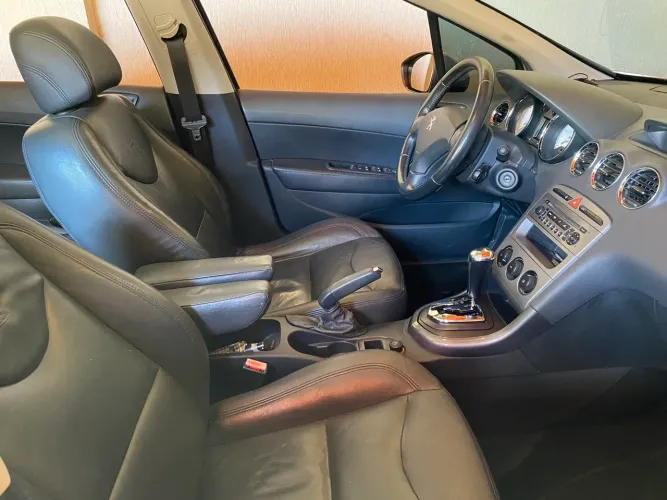 Peugeot 408 Sedan Allure 2.0 Flex 16V 4P Aut. 2012