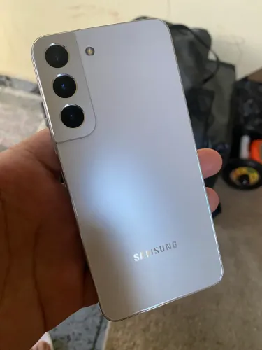 Samsung s22