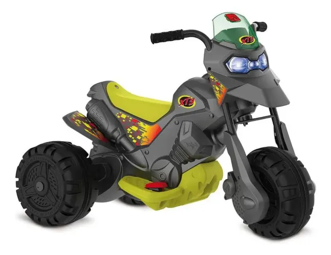 Triciclo elétrico bandeirante