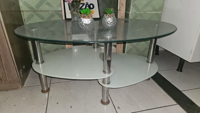 Mesa de centro de vidro