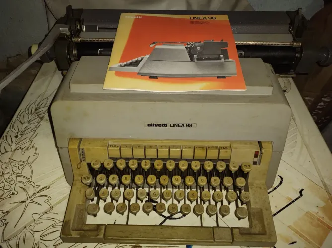 Máquina de escrever