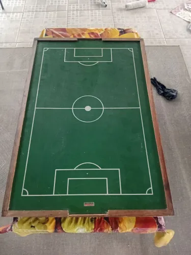 Campo de futebol de botão usado 