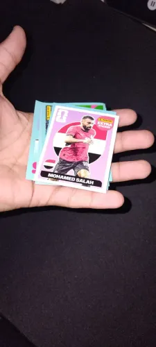 EXTRA STICKER DO MOHAMED SALAH LILÁS!!!