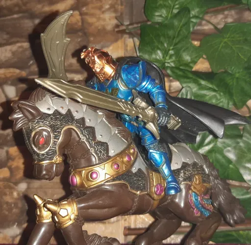 Chap-mei | 1990-2000 | Boneco Cavaleiro Medieval Azul ~12cm + Cavalo | Ac/EspadasCapaElmo