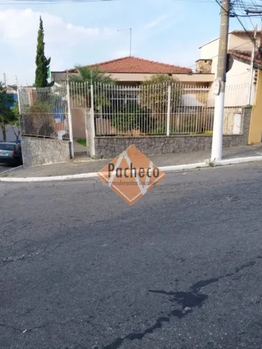 Sobrado na Vila Granada, 3 dormitórios (1 suíte), 6 vagas, 200m², R$787.000,00
