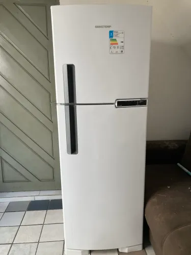 Geladeira Brastemp Frost Free Duplex BRM44H 375 Litros Cor Branco