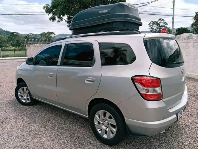 Chevrolet Spin LTZ 1.8 8V Econo.flex 5P Mec. 2015