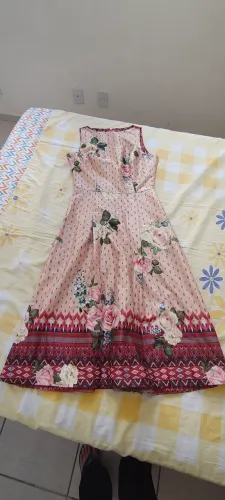 Vestido Midi Floral