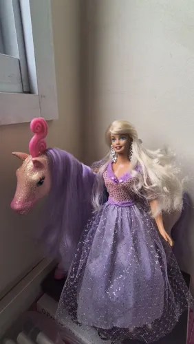 Boneca e Cavalo