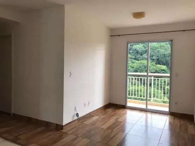 Apartamento no Condomínio Beija Flor - Cotia