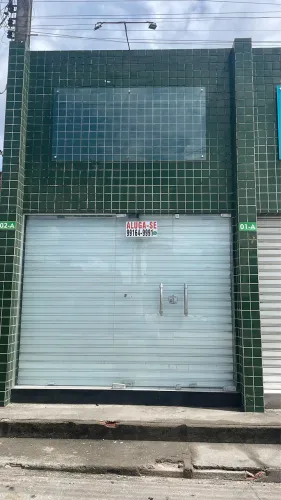 Loja na Principal da Santa Lúcia 