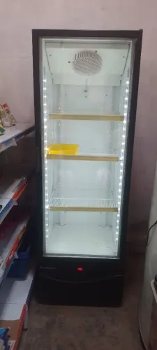 Refrigerador metalfrio