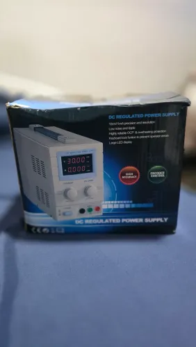 Fonte de bancada afr