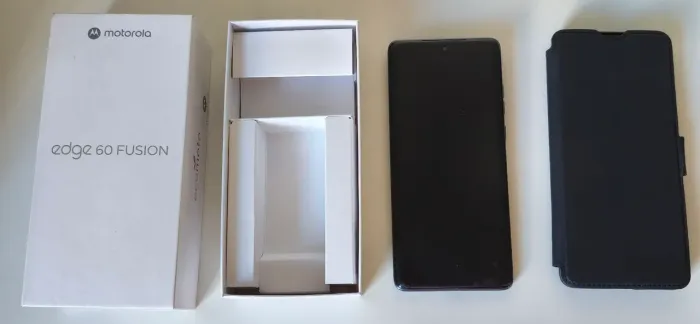 Motorola Edge 60 Fusion 5G - 256GB (8GB+4GB RAM) - Na Caixa, Impecável!
