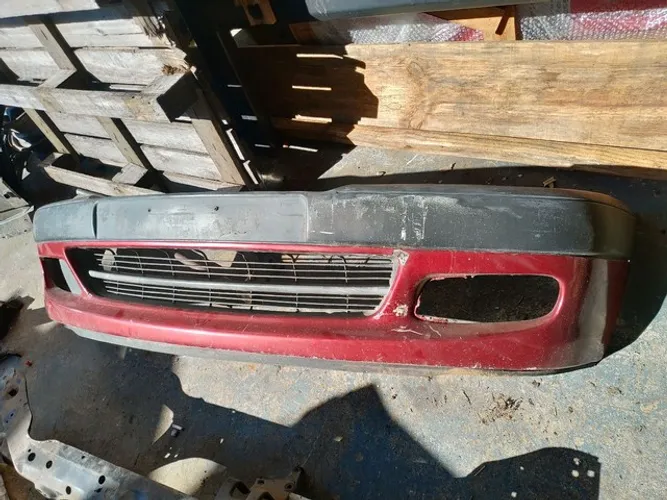 Parachoque dianteiro Peugeot 306