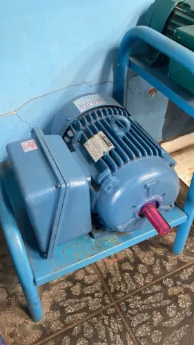 MOTOR ELÉTRICO EBERLE 5CV 2POLOS 220/440VOLTS BIFÁSICO RURAL