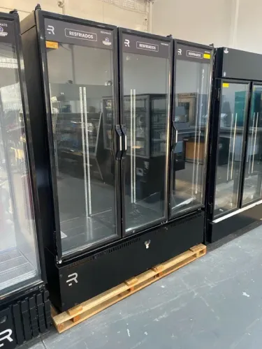 Expositor auto-serviço 3 portas - Refrimate - equipamento novo